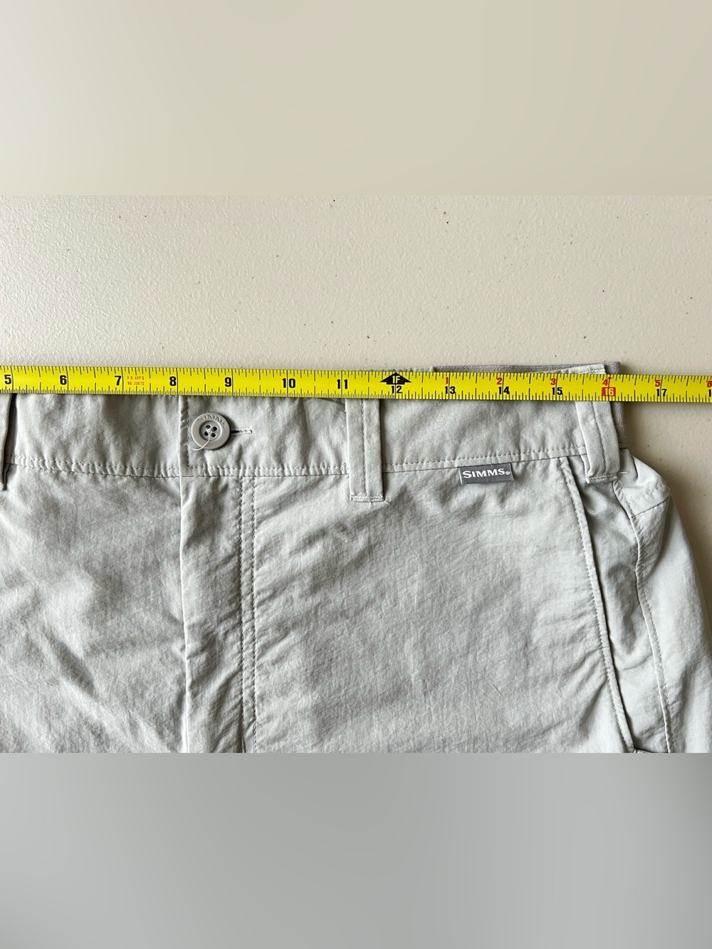 Simms Superlight Fishing Hiking Shorts Men’s 34 Oyster Gray UPF 50 - Picture 10 of 14